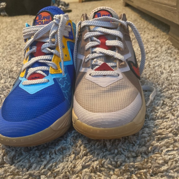 nike space jam lebrons